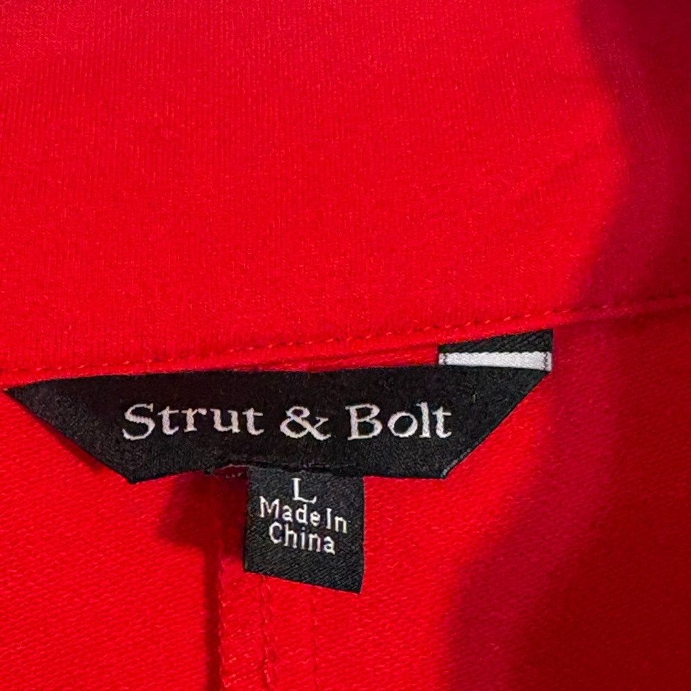 Red Sleeveless Jumpsuit - Picture 4 of 13